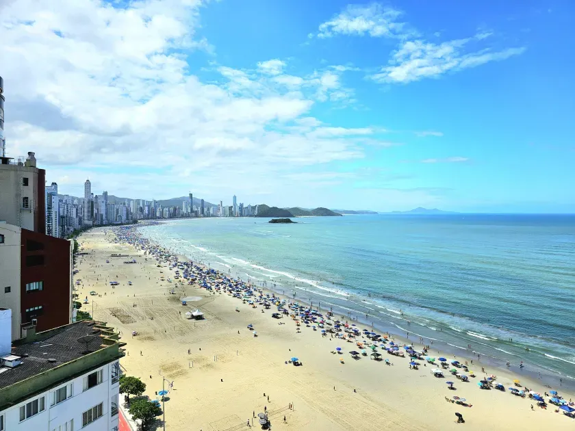 Apartamento no Edifício Villa Cora com 3 suítes em Balneário Camboriú — foto 5