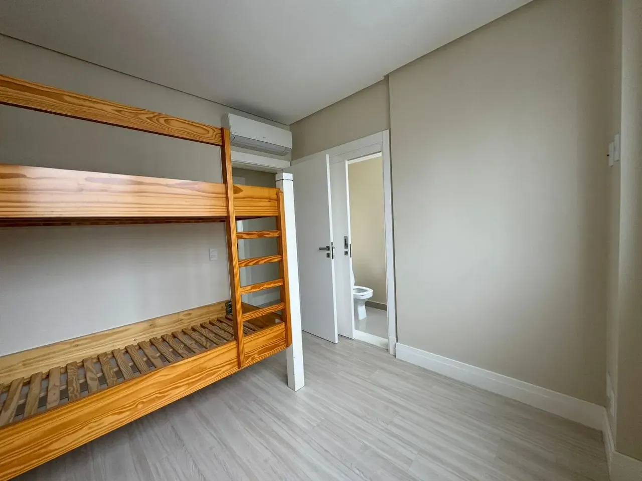 Apartamento no Edifício Vision Tower com 4 suítes em Balneário Camboriú — foto 4