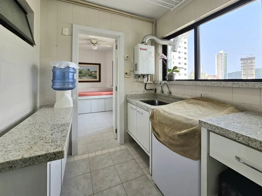 Apartamento no Edifício Tour Royalle com 3 dormitórios em Balneário Camboriú — foto 9