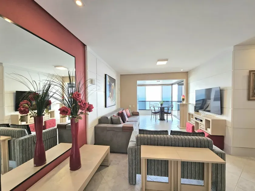 Apartamento no Edifício Tour Royalle com 3 dormitórios em Balneário Camboriú — foto 20