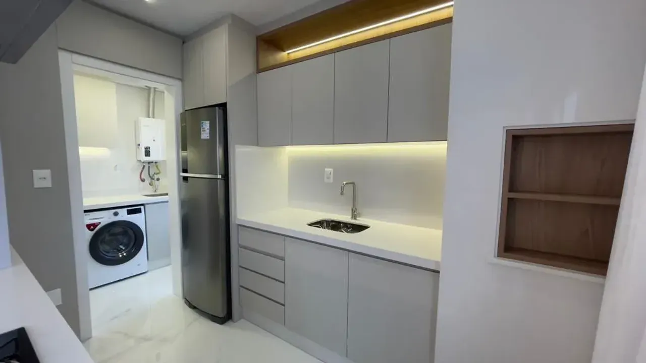 Apartamento no Edifício Dresden Residence com 3 suítes em Balneário Camboriú — foto 14