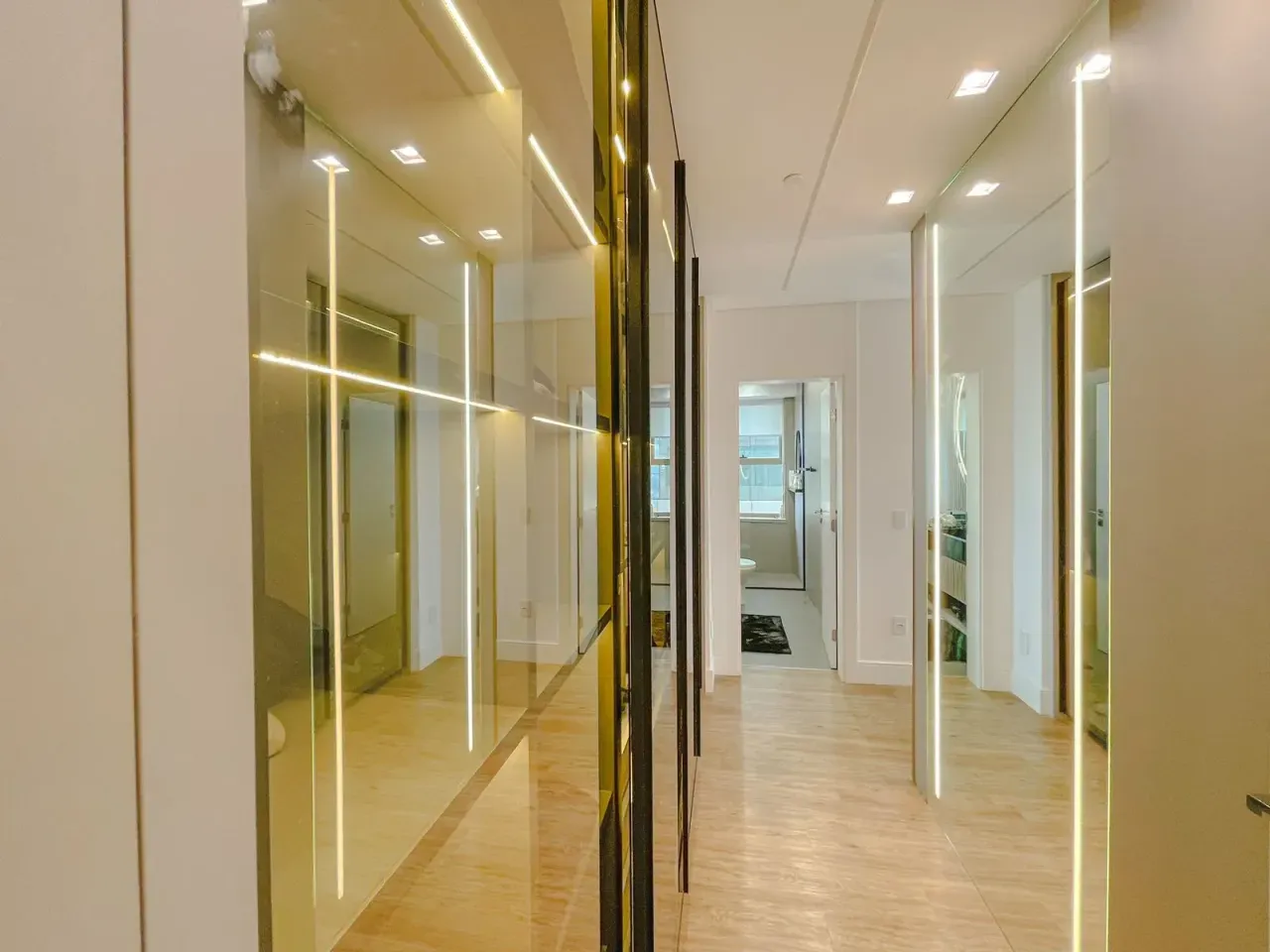 Apartamento no Edifício Yachthouse by Pininfarina com 4 suítes em Balneário Camboriú — foto 10