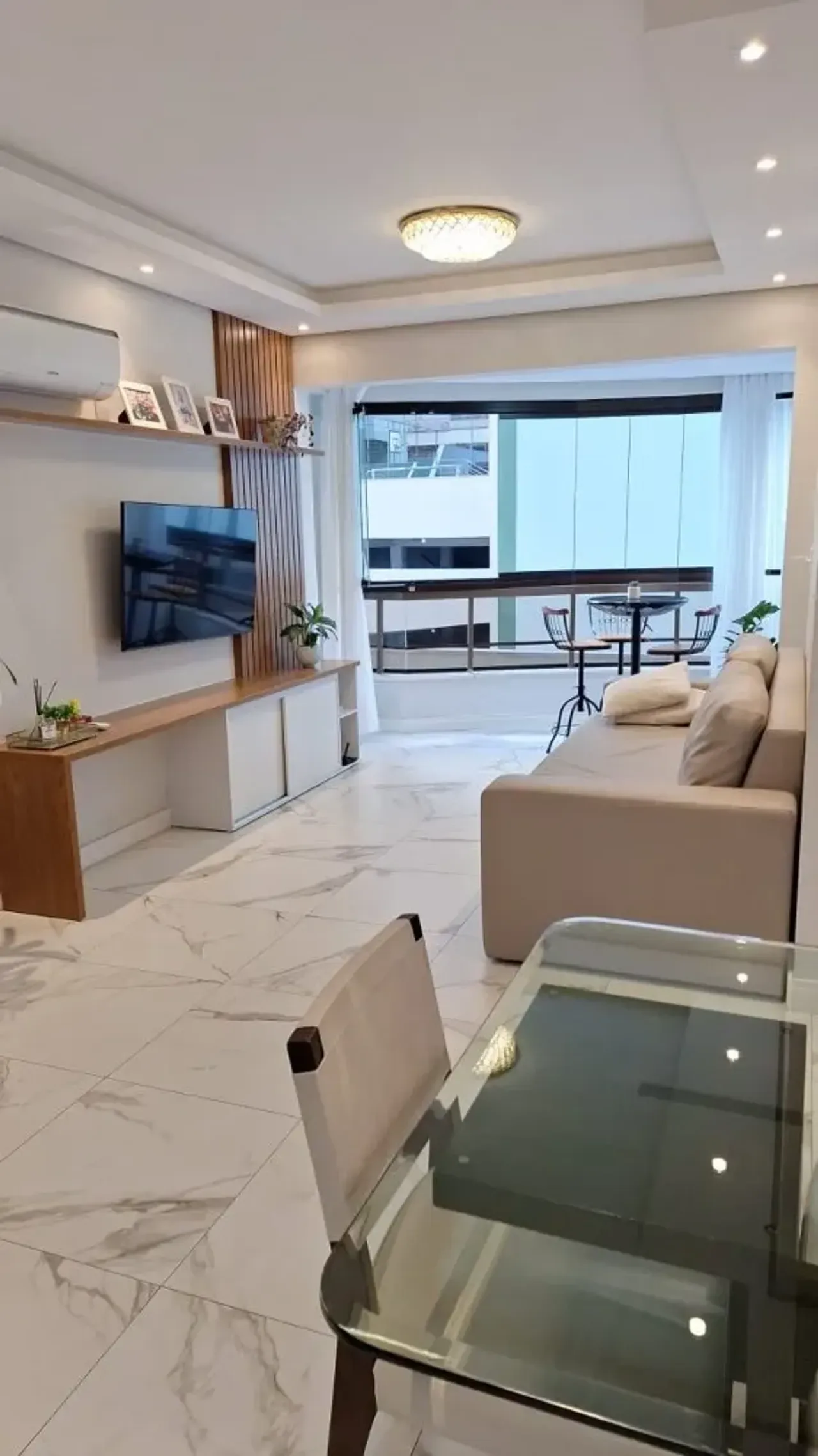 Apartamento no Edifício Império do Sol com 3 dormitórios em Balneário Camboriú — foto 8