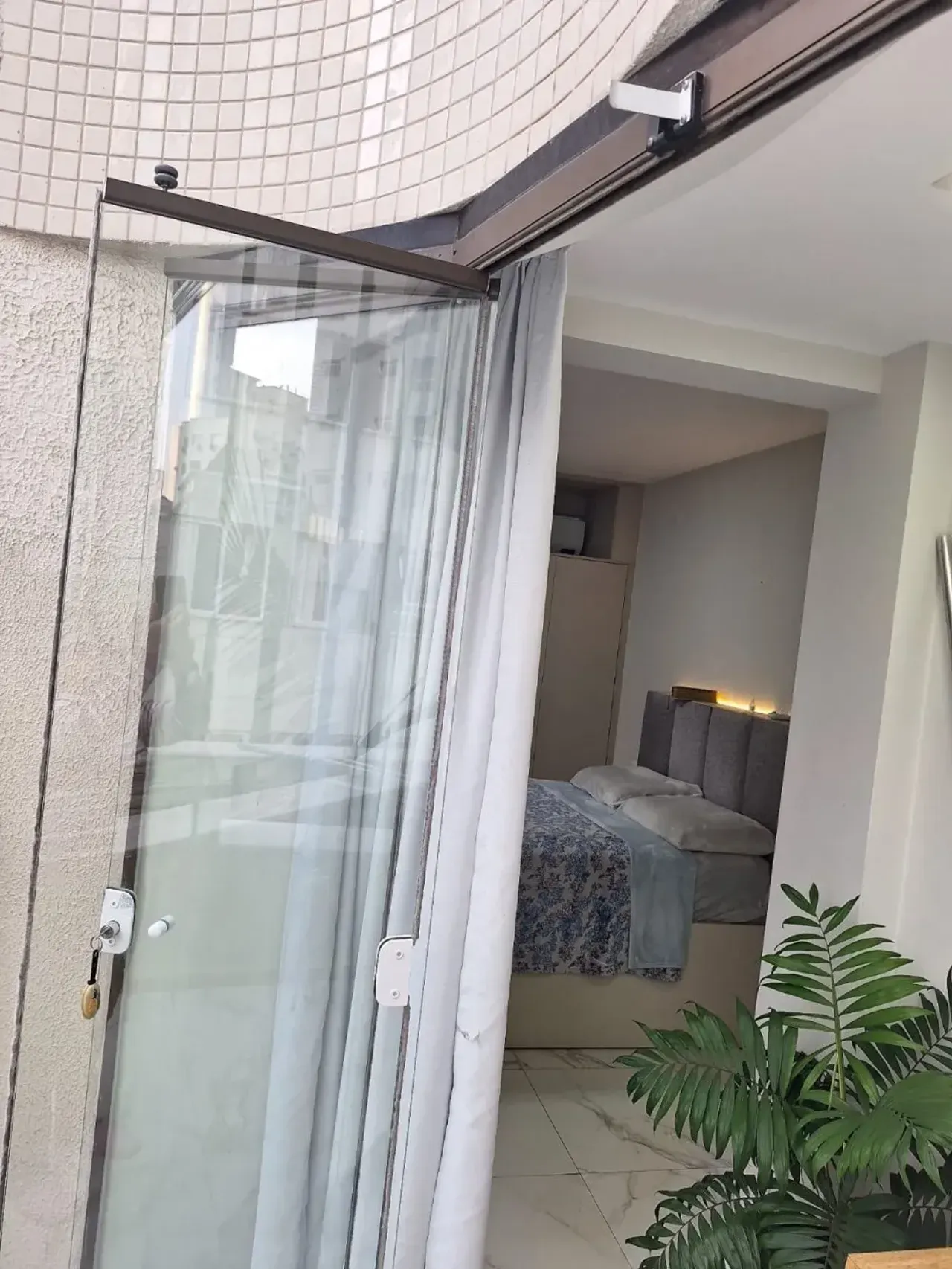 Apartamento no Edifício Império do Sol com 3 dormitórios em Balneário Camboriú — foto 10