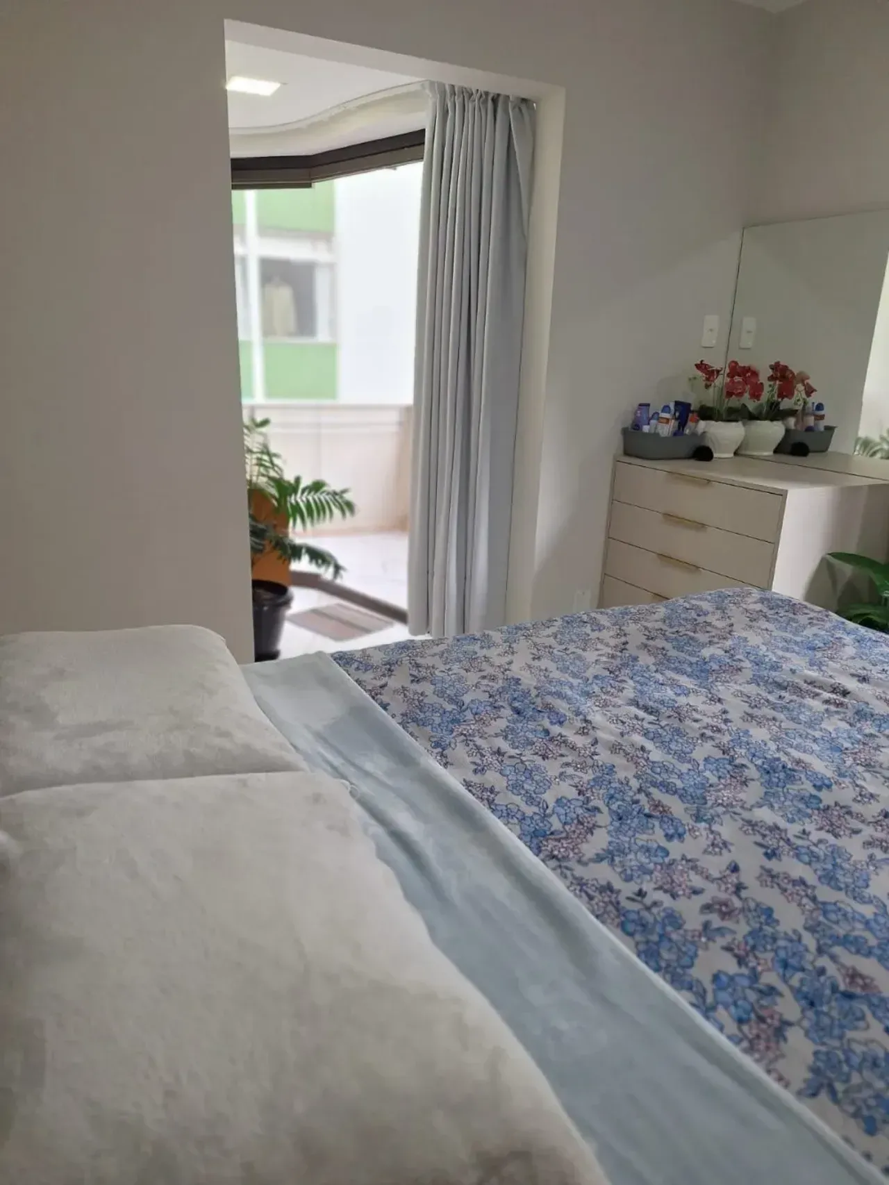 Apartamento no Edifício Império do Sol com 3 dormitórios em Balneário Camboriú — foto 4