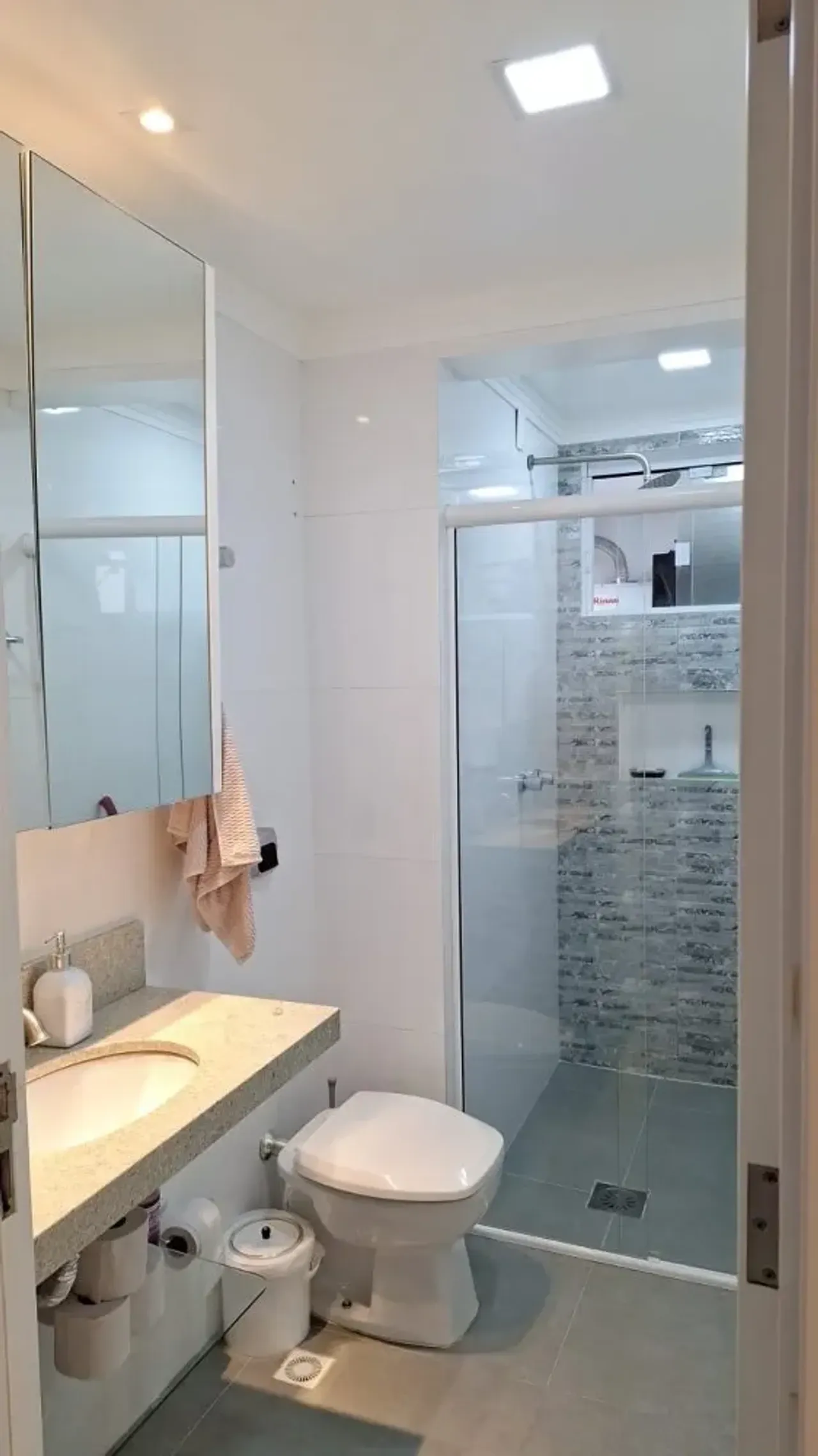Apartamento no Edifício Império do Sol com 3 dormitórios em Balneário Camboriú — foto 1