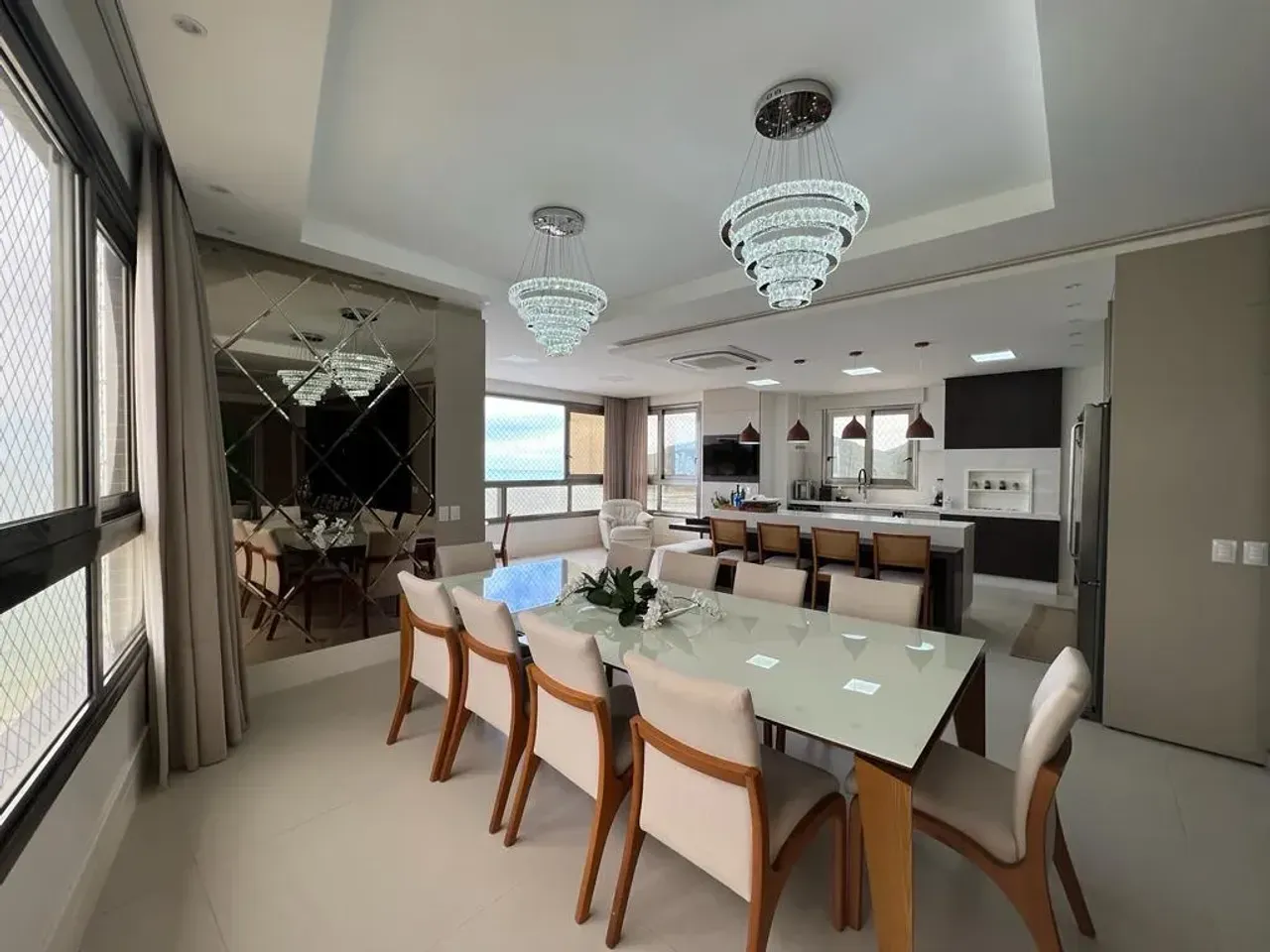 Apartamento no Edifício Apogee com 5 suítes em Balneário Camboriú — foto 9
