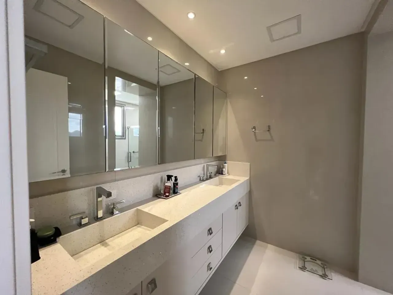 Apartamento no Edifício Apogee com 5 suítes em Balneário Camboriú — foto 5