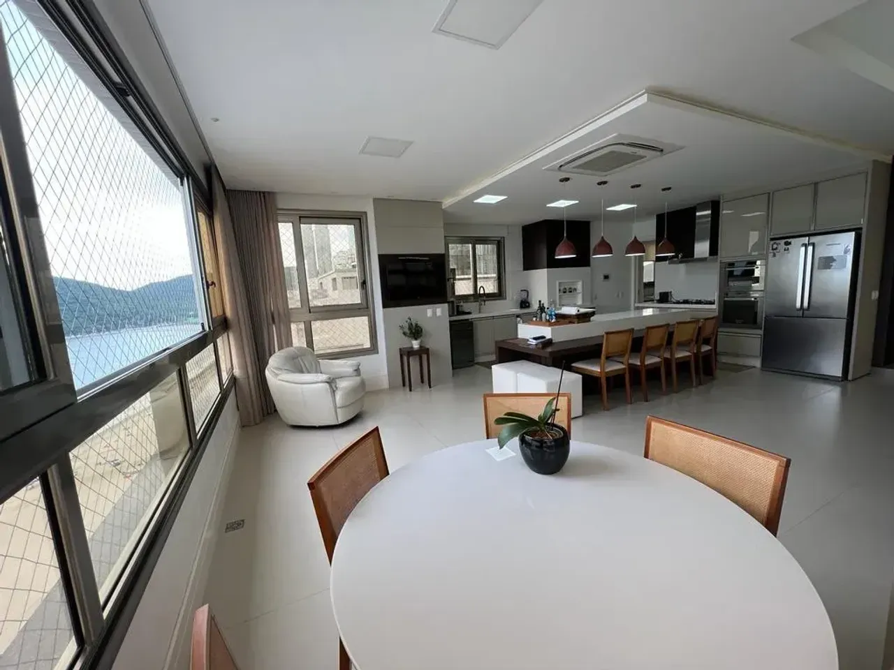 Apartamento no Edifício Apogee com 5 suítes em Balneário Camboriú — foto 13