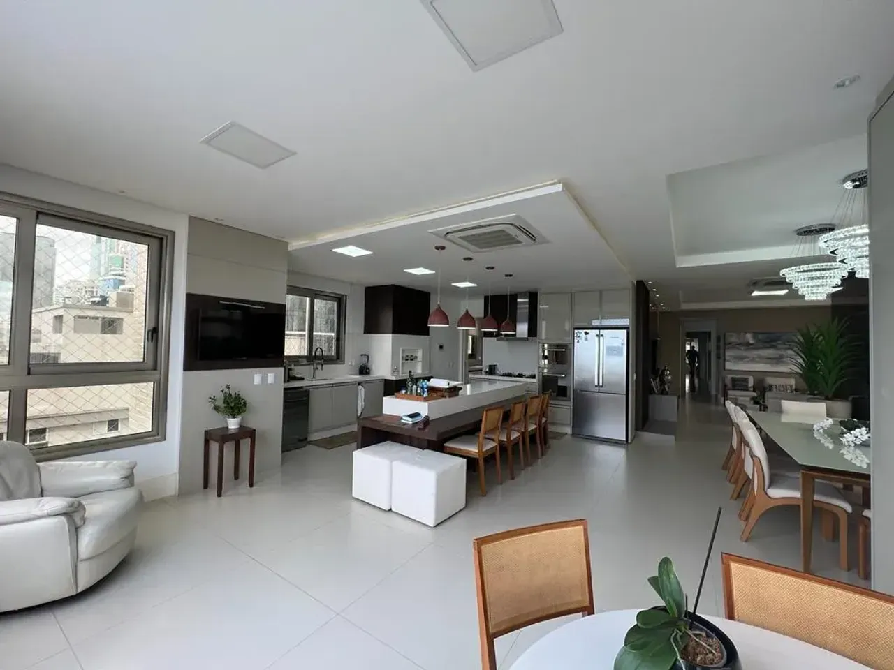 Apartamento no Edifício Apogee com 5 suítes em Balneário Camboriú — foto 6