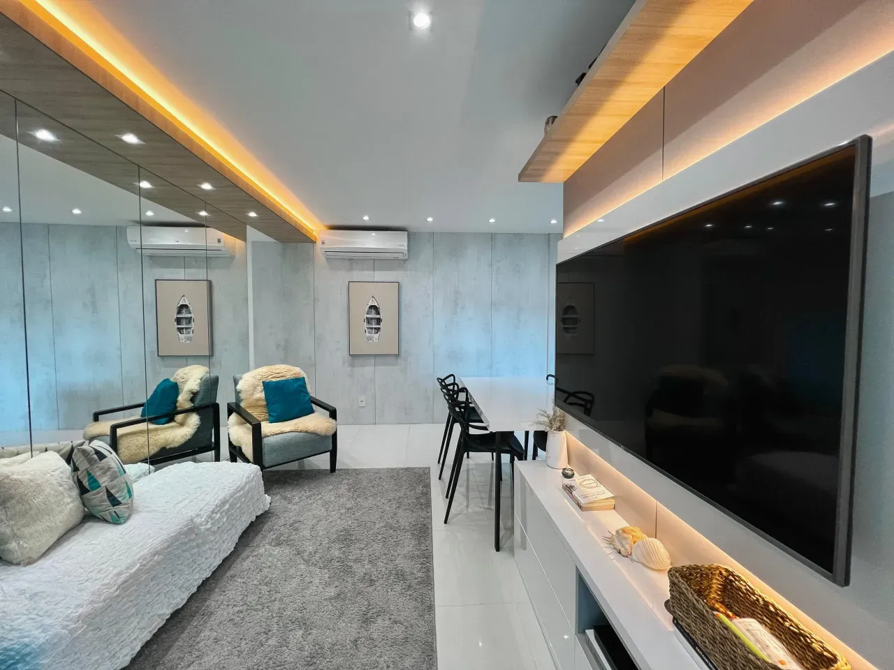 Oportunidade: Apartamento mobiliado com 2 suítes 2 vagas de garagem na Brava — foto 4