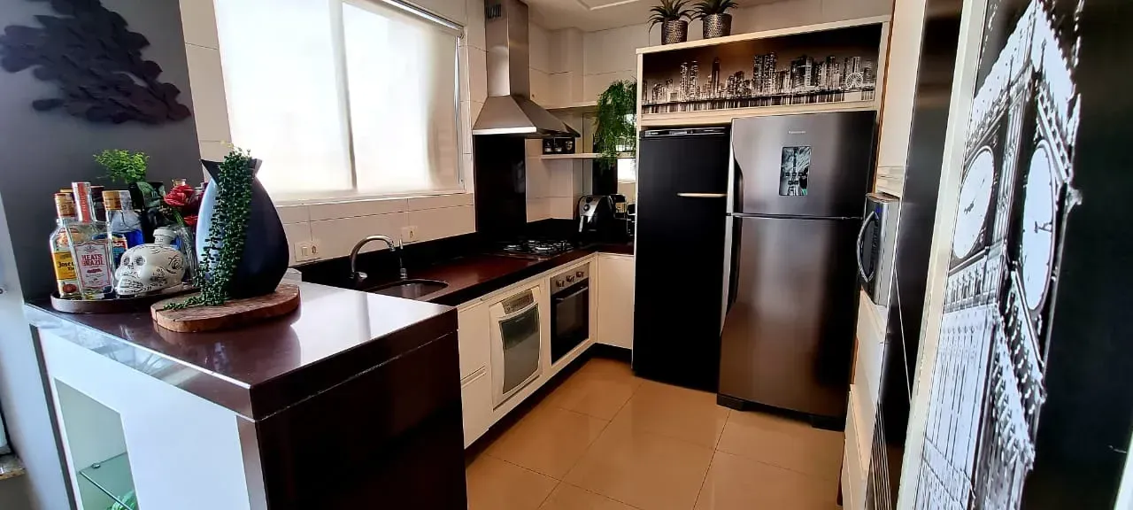 Apartamento no Edifício Platinum com 3 dormitórios em Balneário Camboriú — foto 2
