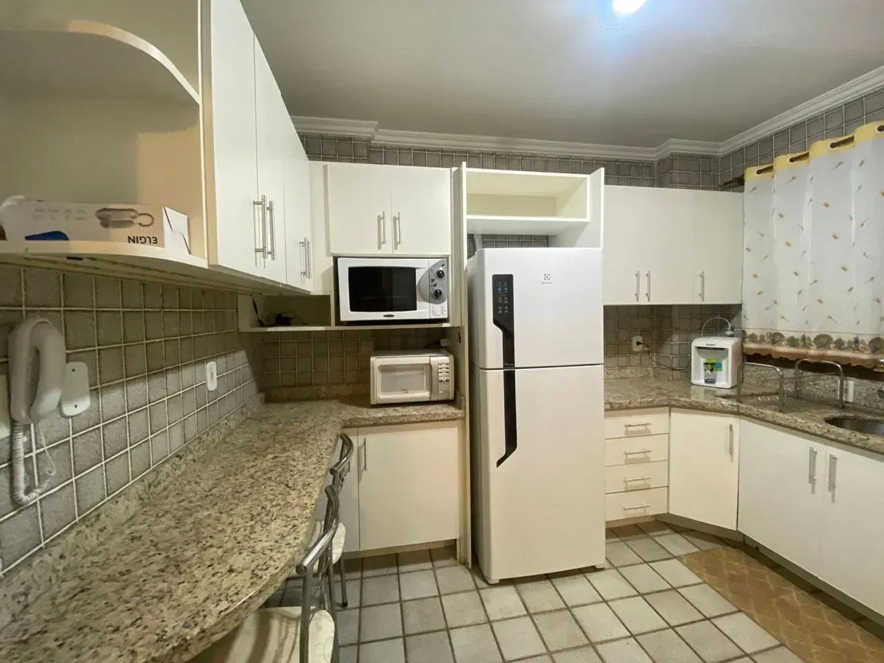 Apartamento no Edifício Império do Sol com 2 dormitórios em Balneário Camboriú — foto 1