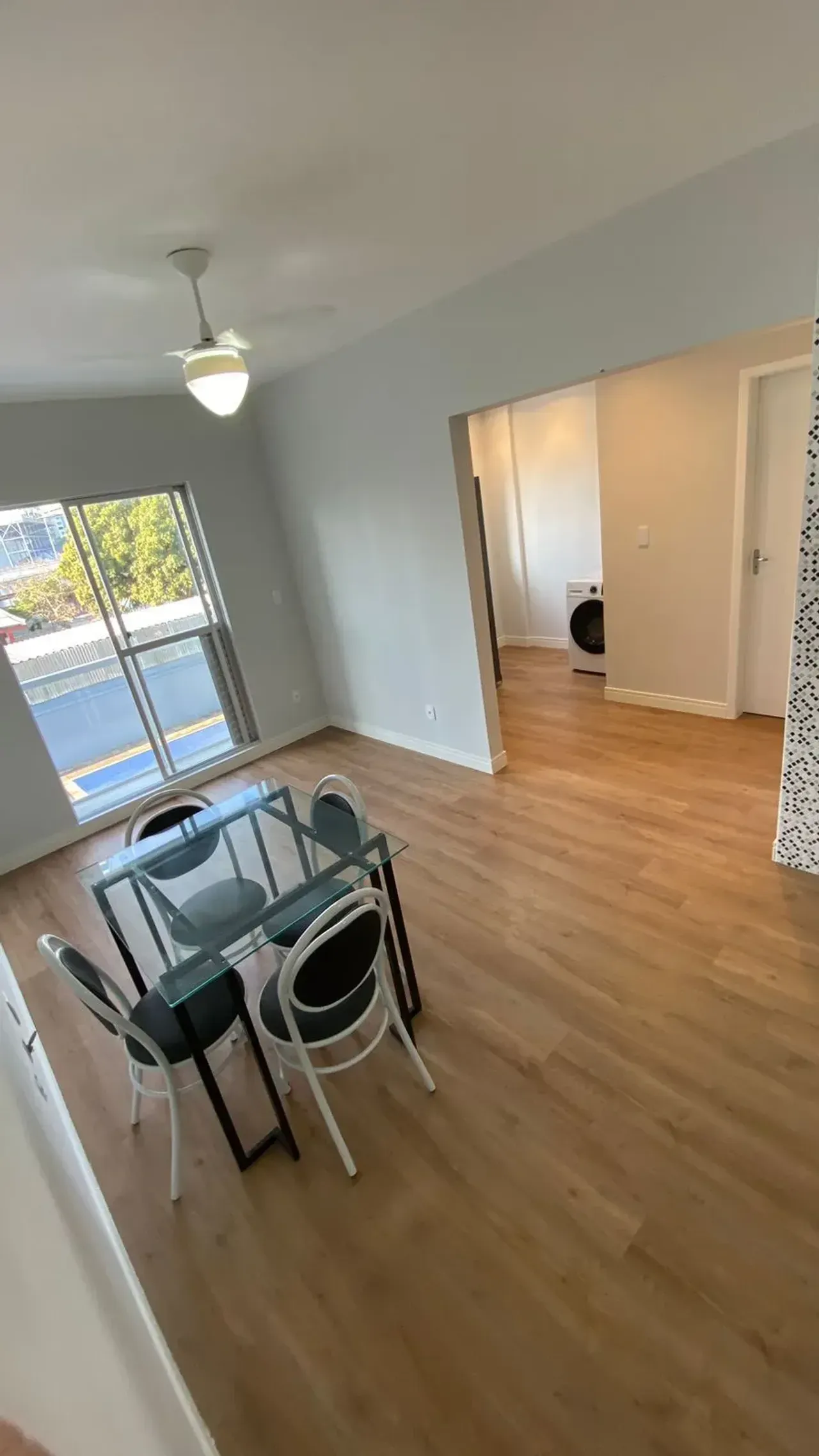 Apartamento com 2 dormitórios em Balneário Camboriú — foto 1