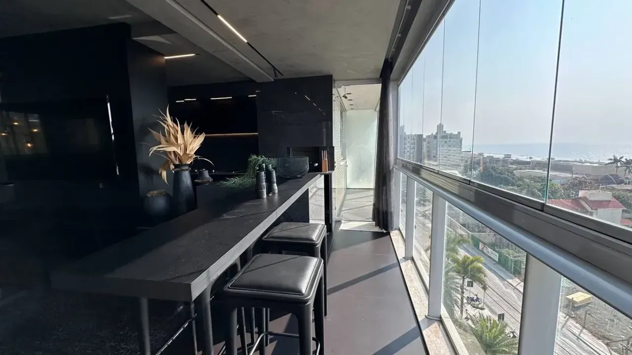 Apartamento no Amores da Brava na Praia Brava em Itajaí