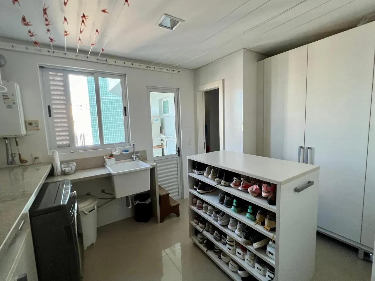 Apartamento no Edifício Alexandria com 3 suítes em Balneário Camboriú — foto 6