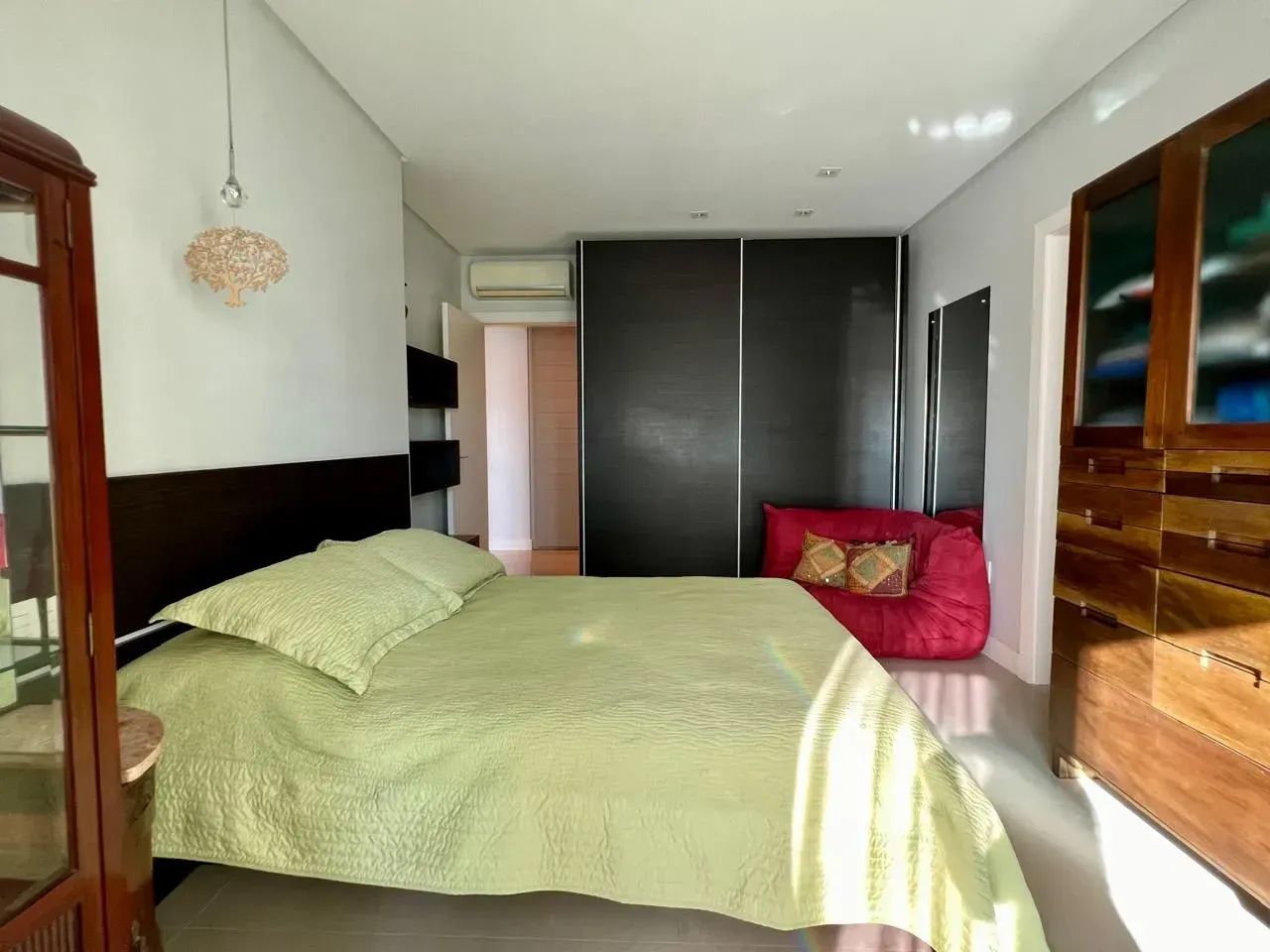 Apartamento no Edifício Alexandria com 3 suítes em Balneário Camboriú — foto 23