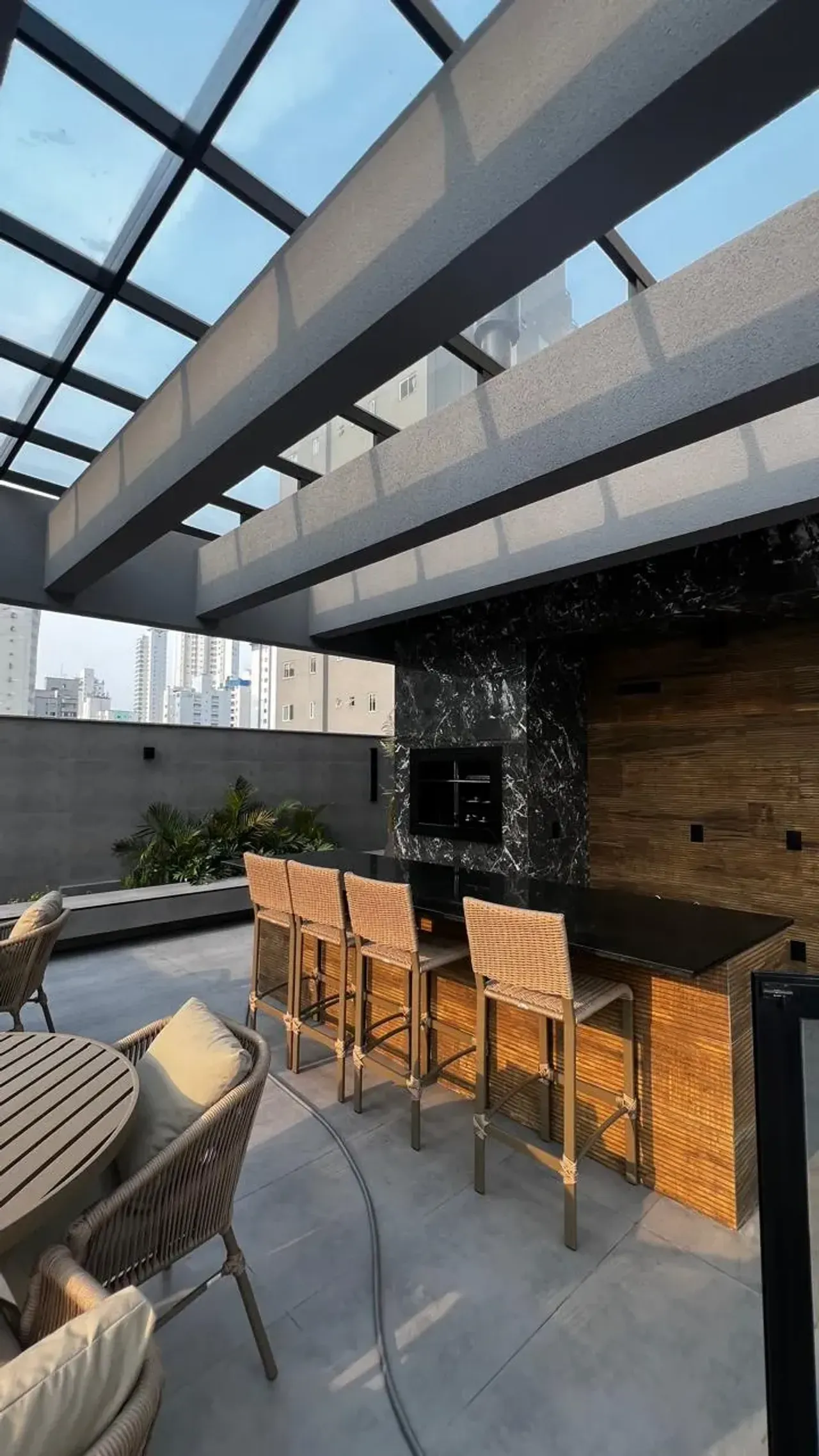 Apartamento no Florence Garden Residence com 3 suítes em Balneário Camboriú — foto 13