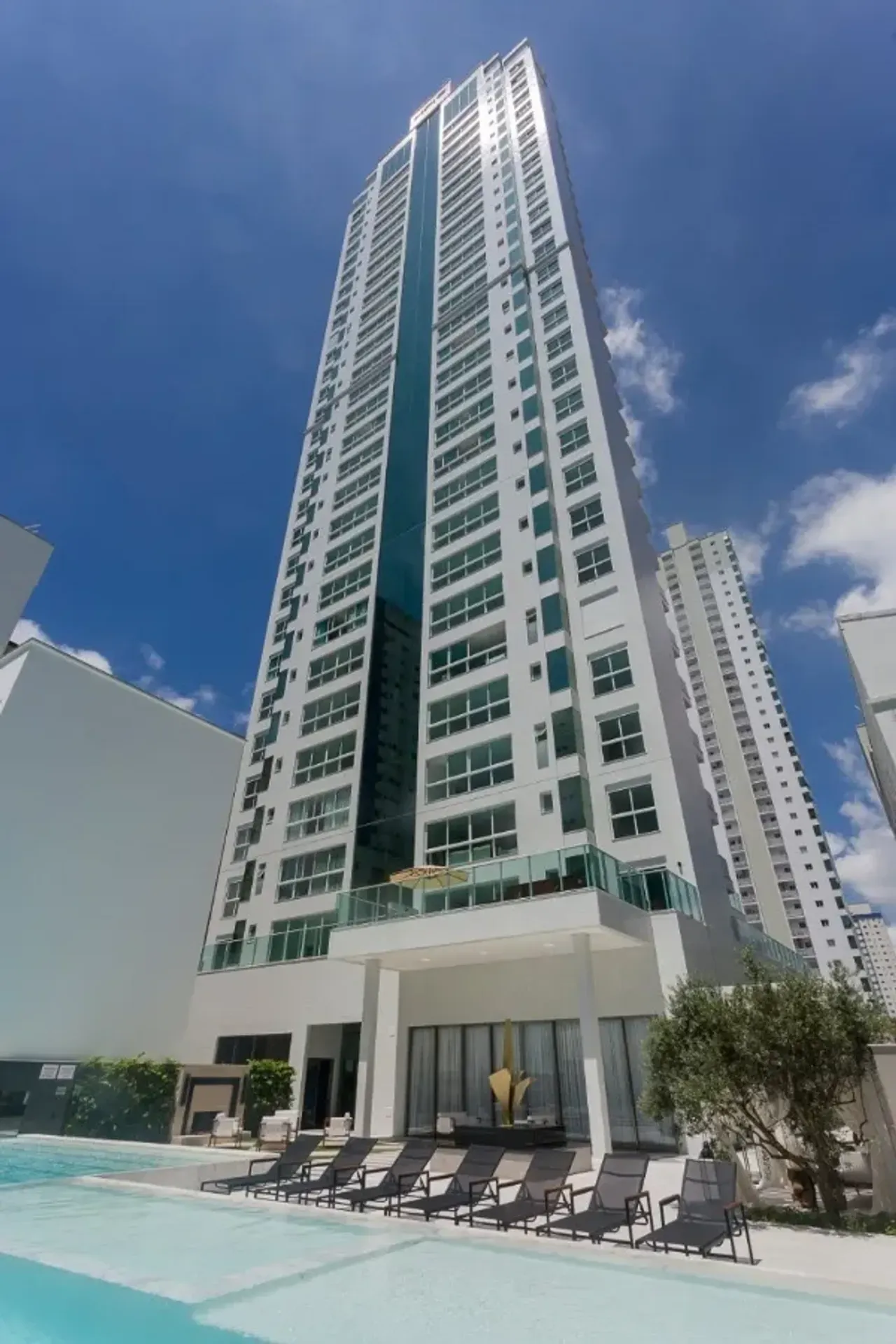 Apartamento no Le Portier com 3 suítes em Balneário Camboriú