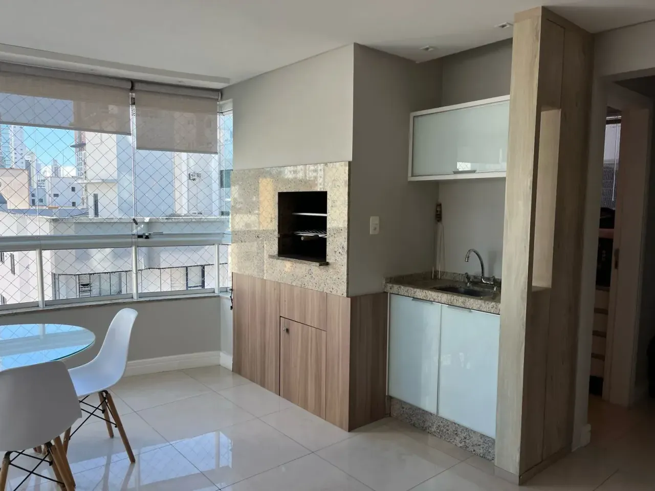 Apartamento com 1 suíte, 1 demi e 2 vagas de garagem no Centro de Balneário Camboriú — foto 11