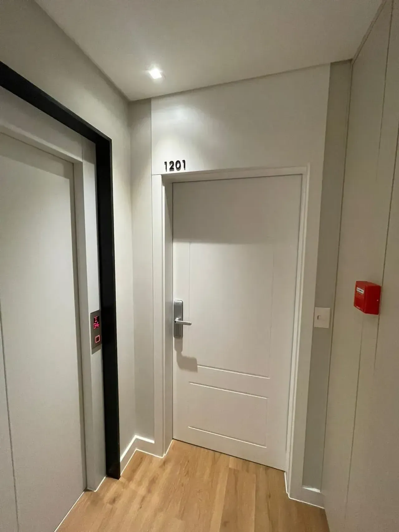 Apartamento com 3 suítes sendo 1 demi e 3 vagas de garagem no Centro de Balneário Camboriú/SC — foto 18
