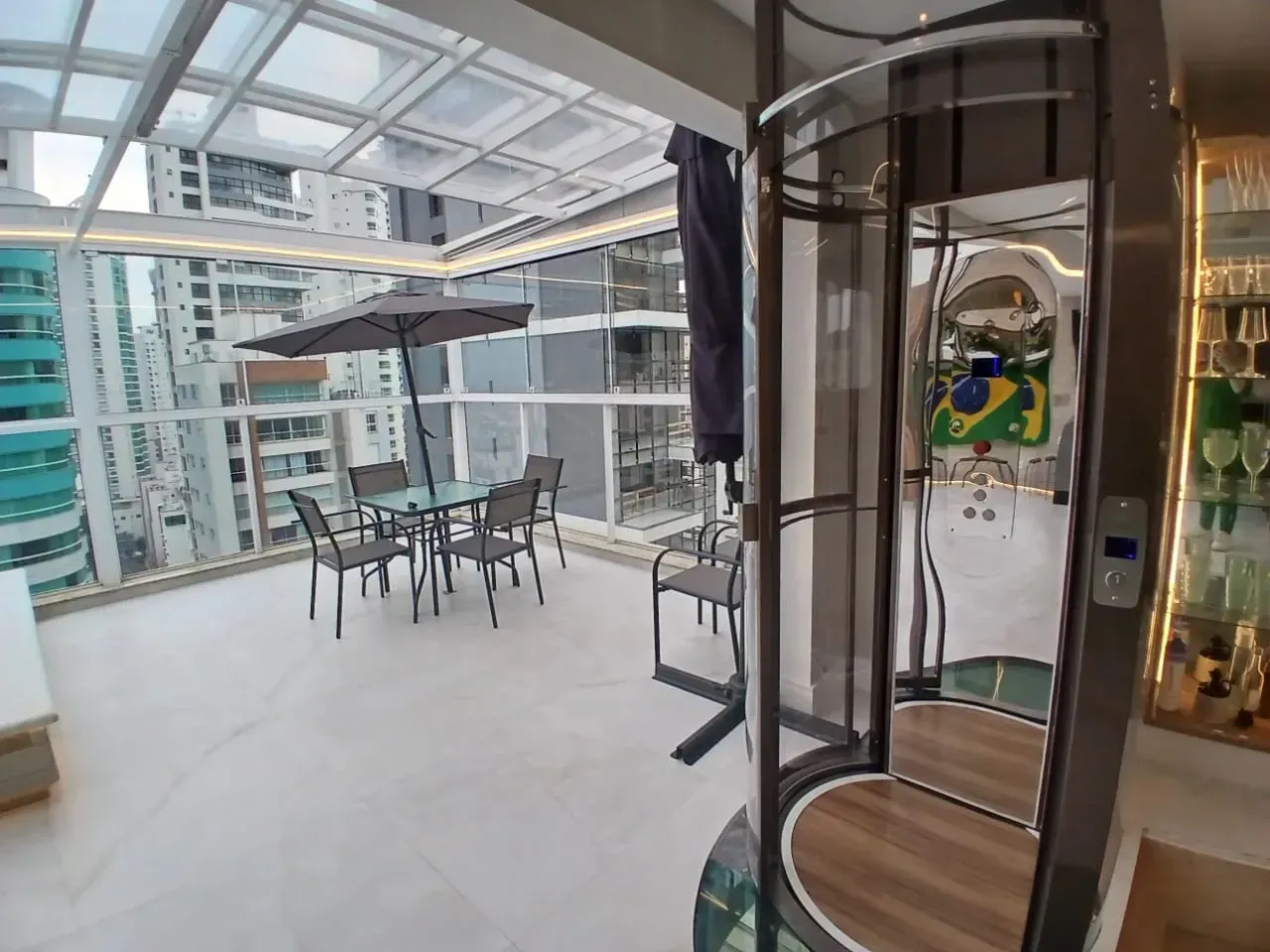 Cobertura Duplex com 3 suítes sendo 1 master na Barra Sul em Balneário Camboriú — foto 29
