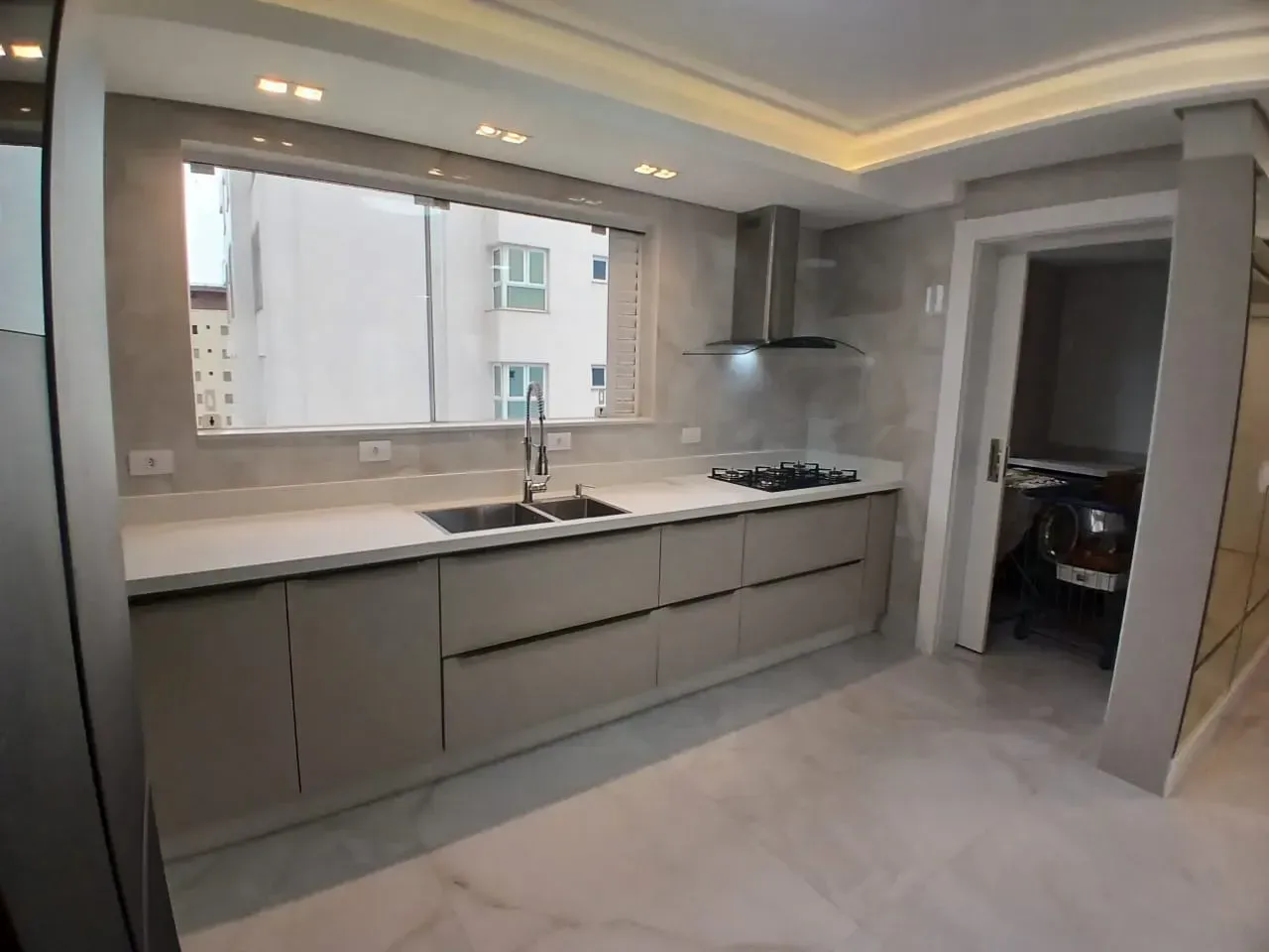 Cobertura Duplex com 3 suítes sendo 1 master na Barra Sul em Balneário Camboriú — foto 25