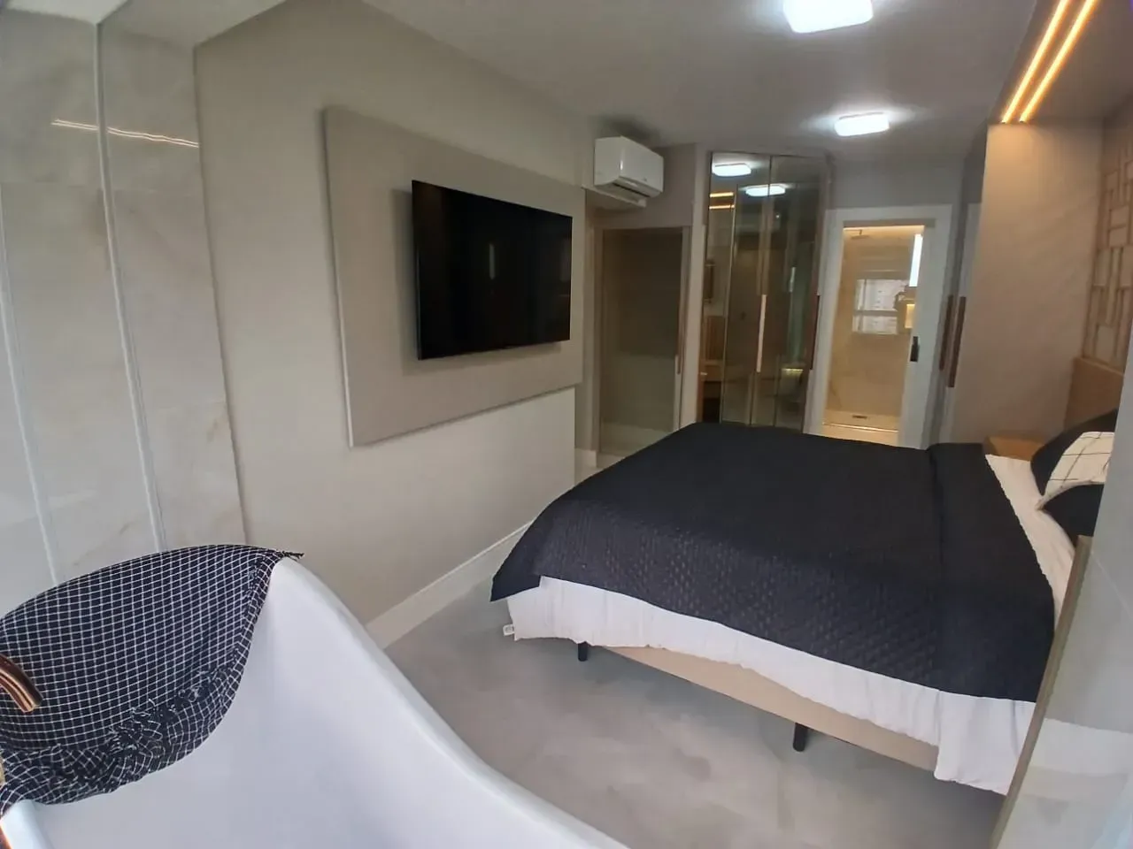 Cobertura Duplex com 3 suítes sendo 1 master na Barra Sul em Balneário Camboriú — foto 2