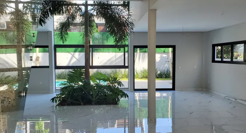 Casa em condomínio com 5 suítes 4 vagas sendo 2 cobertas em Balneário Camboriú — foto 3