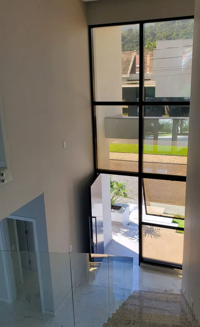 Casa em condomínio com 5 suítes 4 vagas sendo 2 cobertas em Balneário Camboriú — foto 13