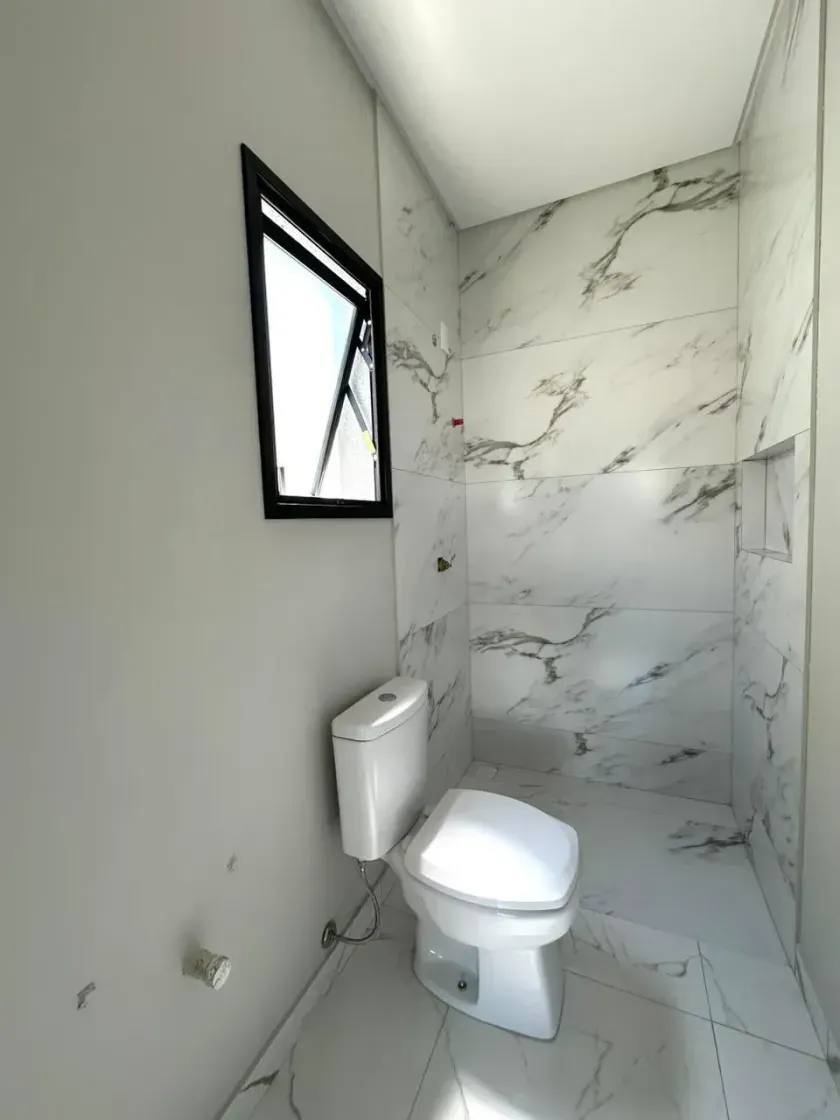 Casa em condomínio com 5 suítes 4 vagas sendo 2 cobertas em Balneário Camboriú — foto 30