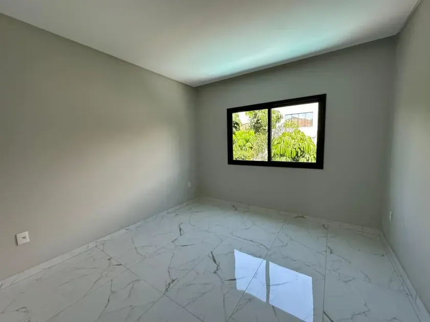 Casa em condomínio com 5 suítes 4 vagas sendo 2 cobertas em Balneário Camboriú — foto 32