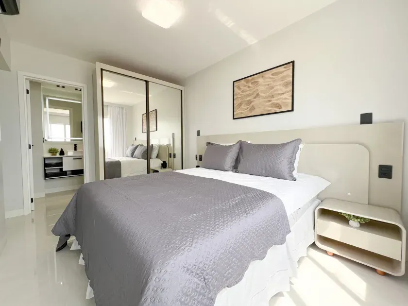Apartamento no Edifício Residencial Alice com 2 suítes em Balneário Camboriú — foto 8