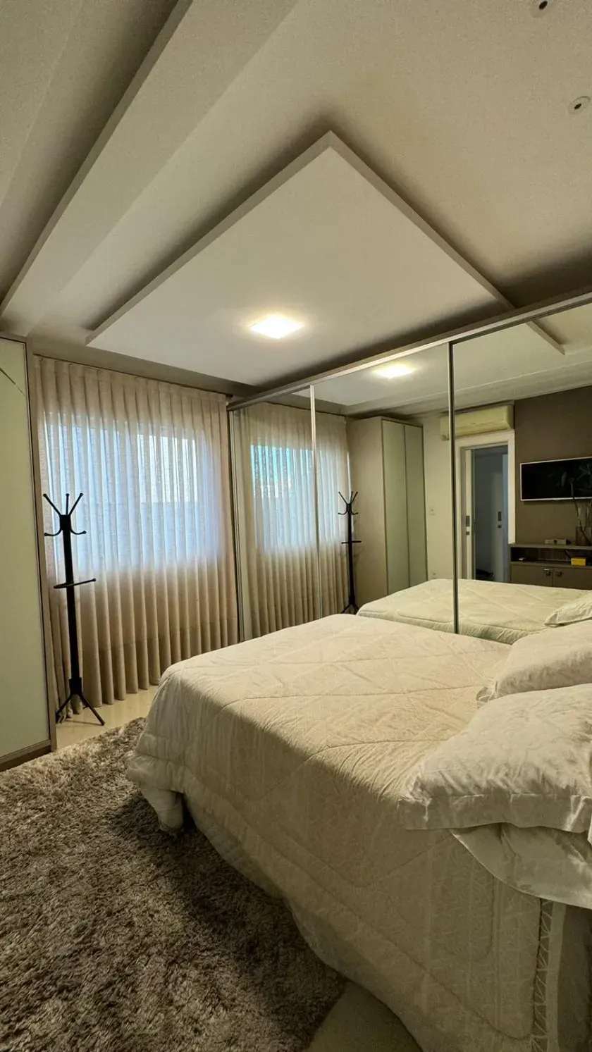 Apartamento com 1 suíte master e 1 demi próximo ao passeio São Miguel em Balneário Camboriú — foto 8