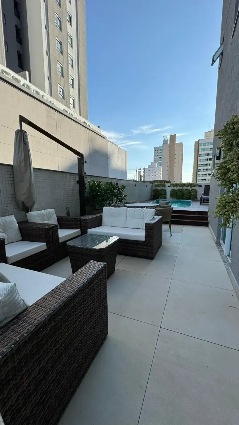 Apartamento com 1 suíte master e 1 demi próximo ao passeio São Miguel em Balneário Camboriú — foto 16