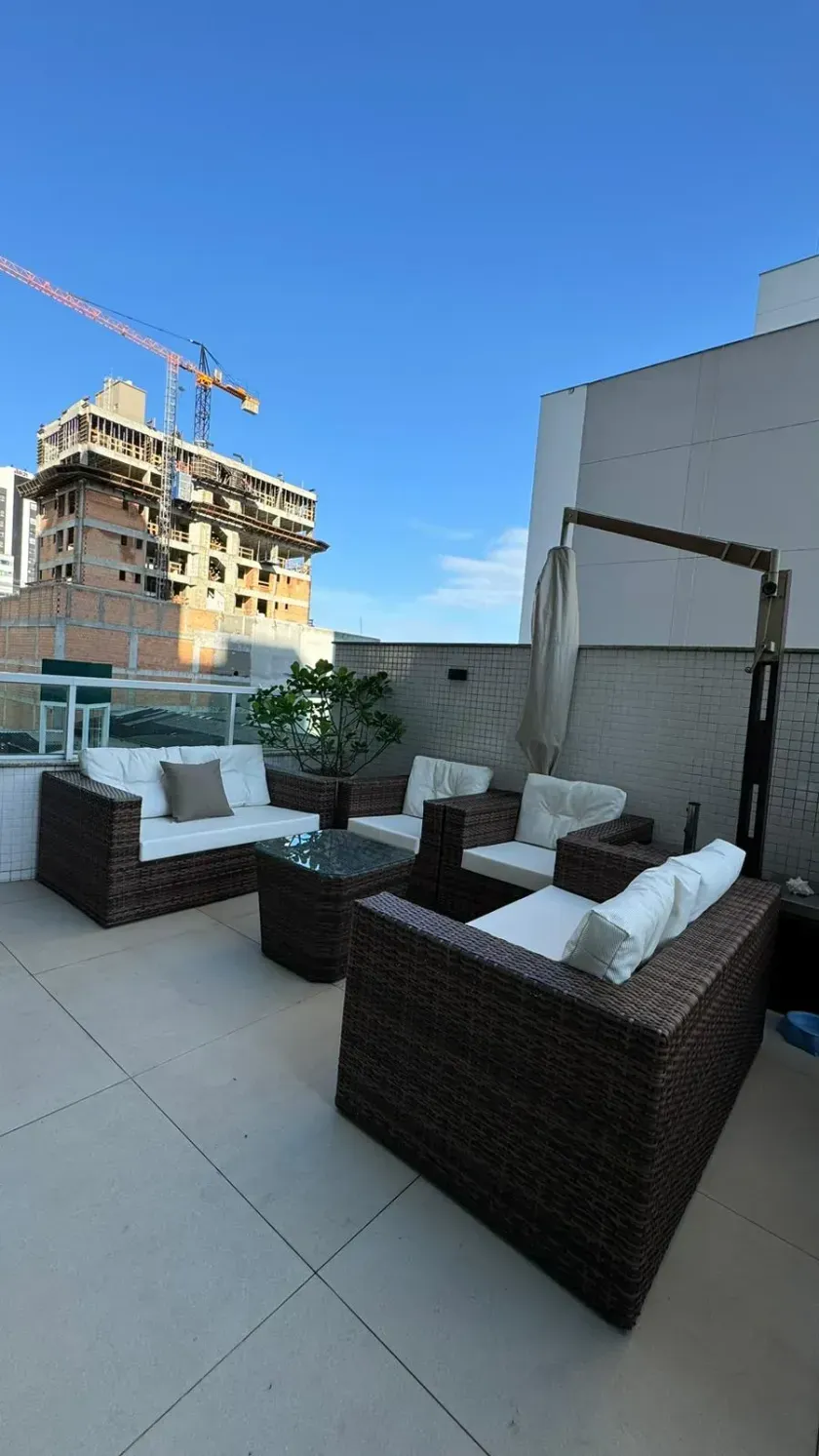 Apartamento com 1 suíte master e 1 demi próximo ao passeio São Miguel em Balneário Camboriú — foto 18