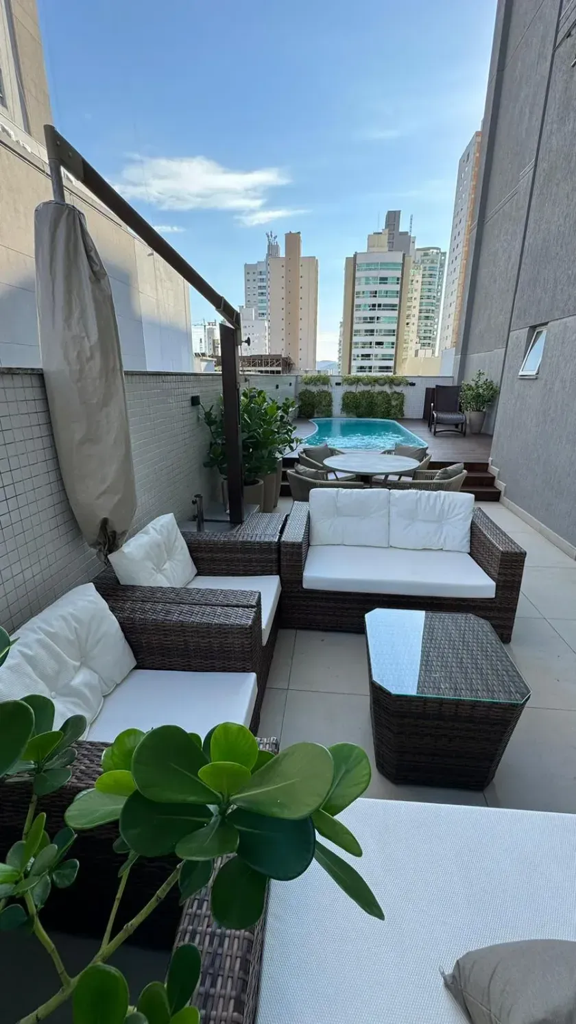 Apartamento com 1 suíte master e 1 demi próximo ao passeio São Miguel em Balneário Camboriú — foto 19