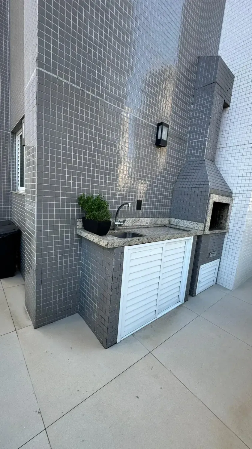Apartamento com 1 suíte master e 1 demi próximo ao passeio São Miguel em Balneário Camboriú — foto 20
