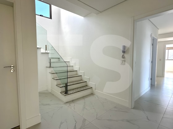 COBERTURA DUPLEX COM PISCINA PRIVATIVA BARRA NORTE