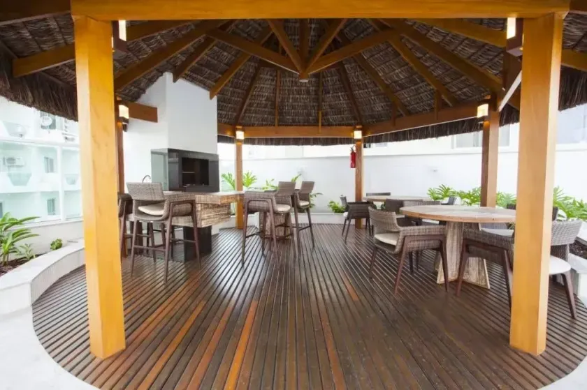 Apartamento com 3 suítes, 3 vagas de garagem, mobiliado e decorado em Balneário Camboriú — foto 20