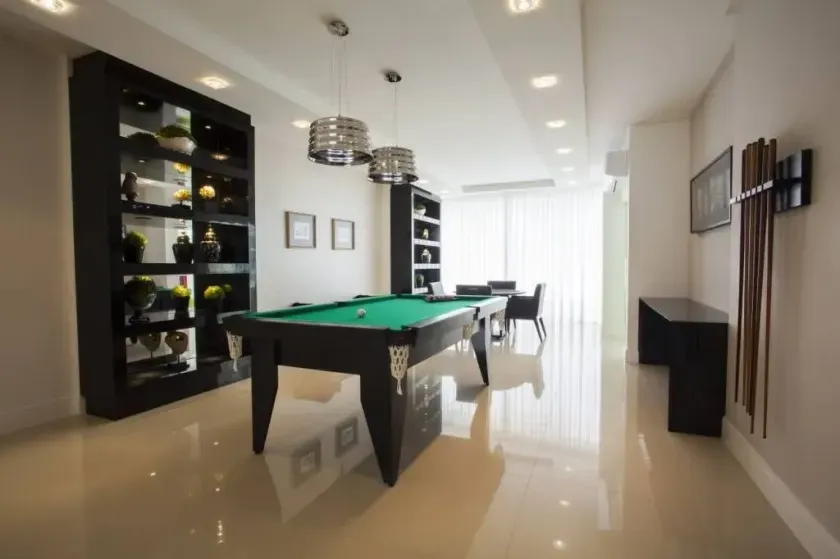 Apartamento com 3 suítes, 3 vagas de garagem, mobiliado e decorado em Balneário Camboriú — foto 21