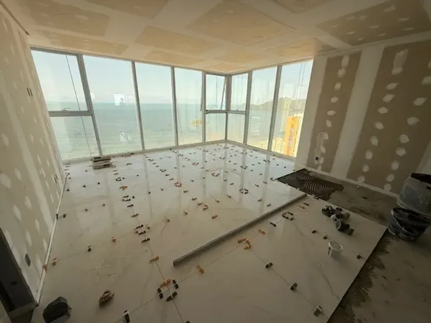 Apartamento no Edifício Gran Place Tower com 4 dormitório em Balneário Camboriú — foto 12