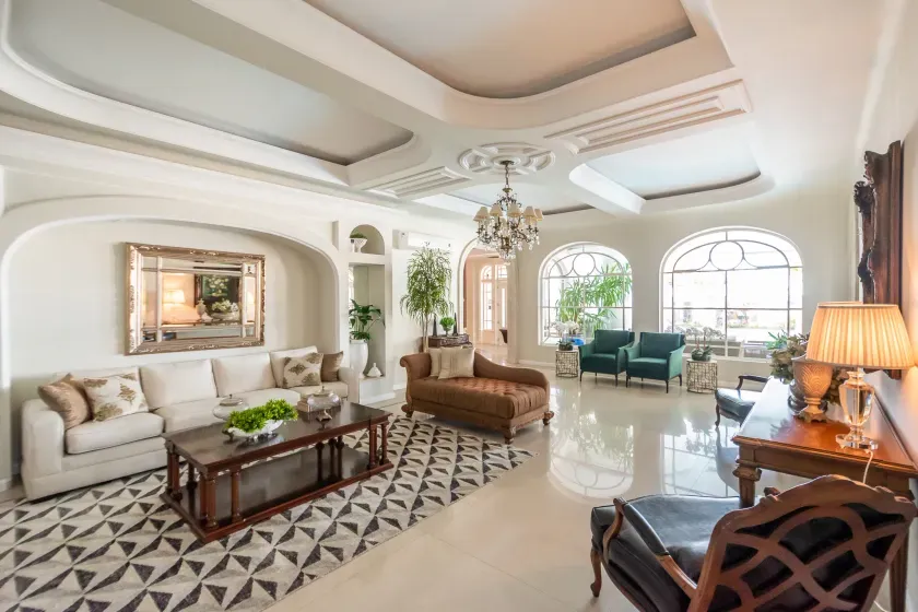 Apartamento no Edifício Dom Alvarez com 4 dormitórios em Balneário Camboriú — foto 2