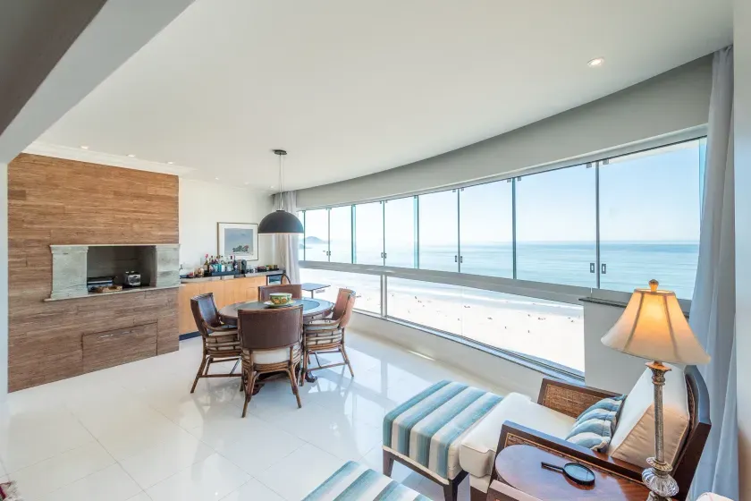 Apartamento no Edifício Dom Alvarez com 4 dormitórios em Balneário Camboriú — foto 5