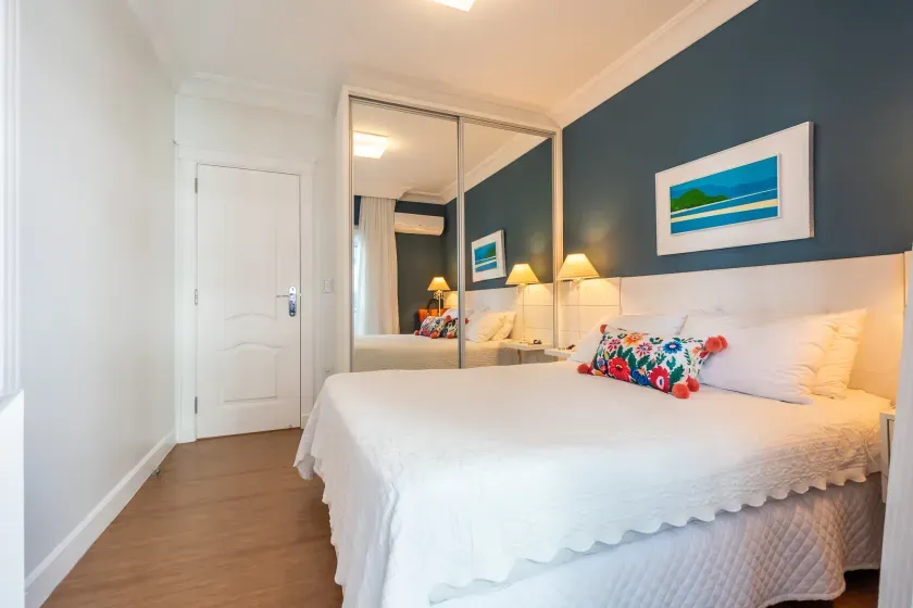 Apartamento no Edifício Dom Alvarez com 4 dormitórios em Balneário Camboriú — foto 29