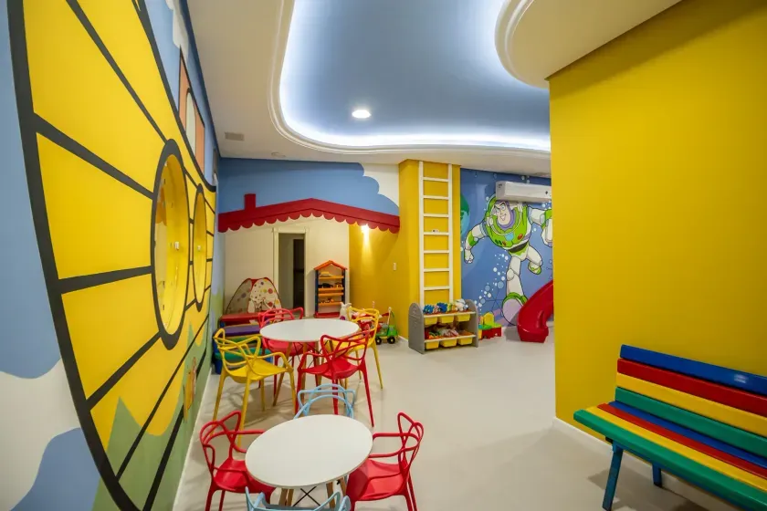 Apartamento no Edifício Dom Alvarez com 4 dormitórios em Balneário Camboriú — foto 37