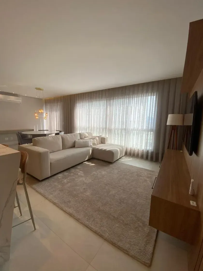 Apartamento no Edifício Solar Di Capri com 2 suítes em Balneário Camboriú — foto 13