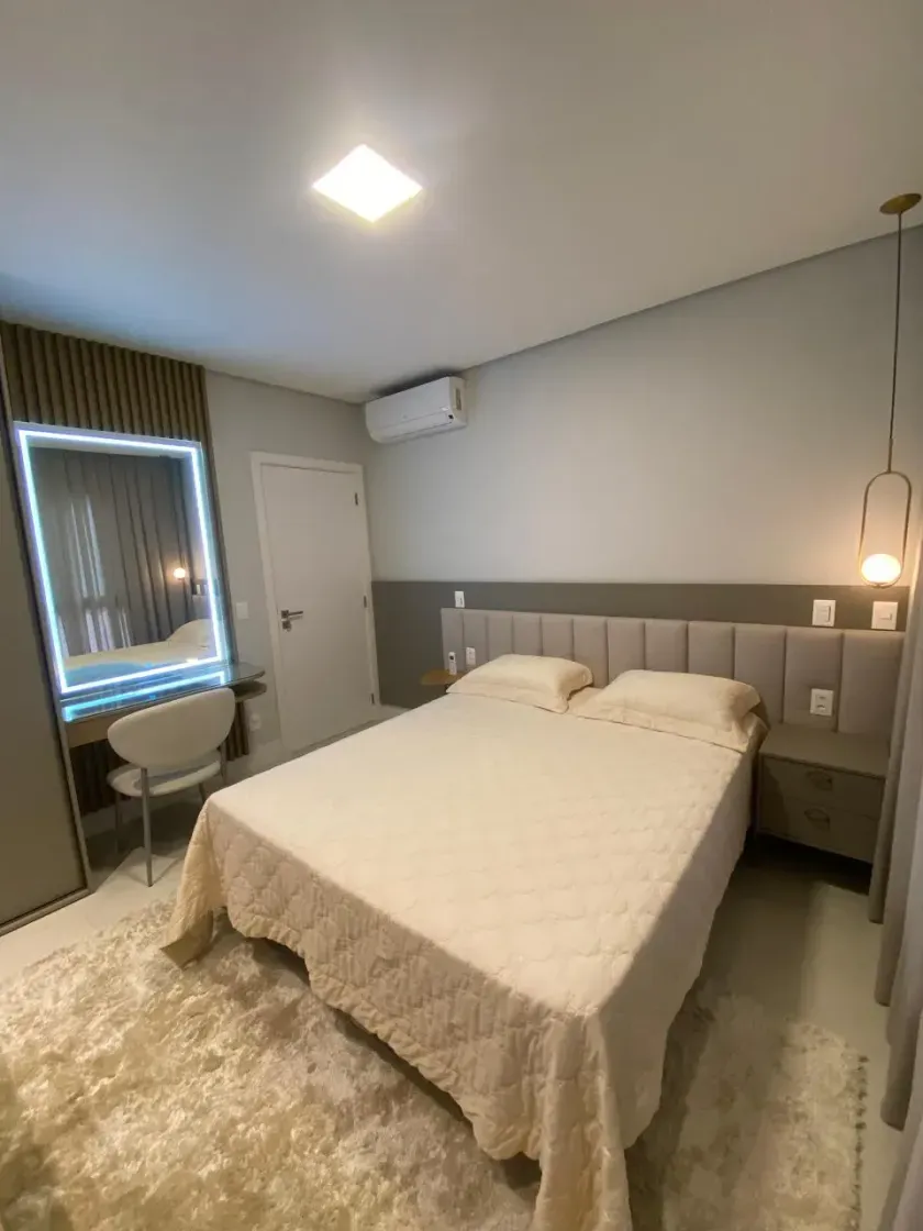 Apartamento no Edifício Solar Di Capri com 2 suítes em Balneário Camboriú — foto 21
