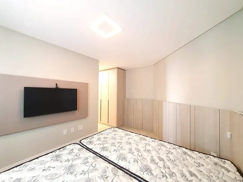 Apartamento no Edifício Dom Augustus com 4 suítes em Balneário Camboriú — foto 36