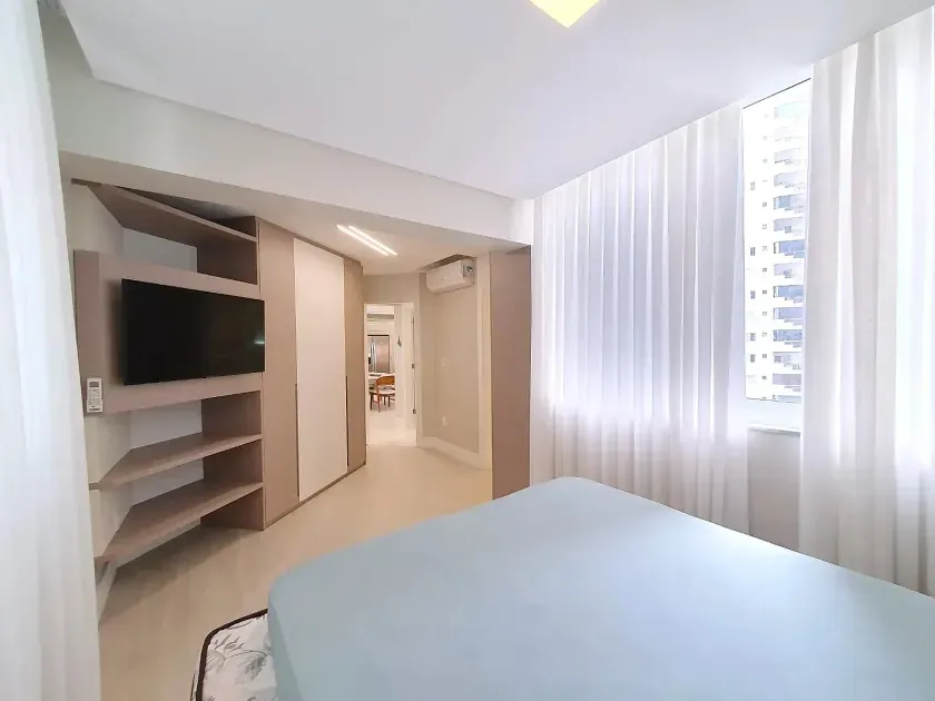 Apartamento no Edifício Dom Augustus com 4 suítes em Balneário Camboriú — foto 40